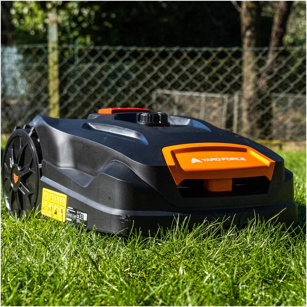 Yardforce Yardforce Rasenmähroboter MR98879792 – Draufsicht